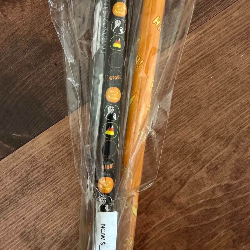 Innovative Designs Jumbo Halloween Pencils 3 Pack with Sharpeners NEW